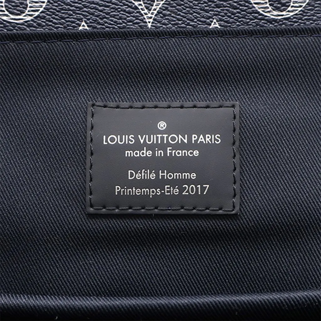 Louis Vuitton Chapman Brothers Monogram Savane Steamer Backpack Blue Very good - Box View