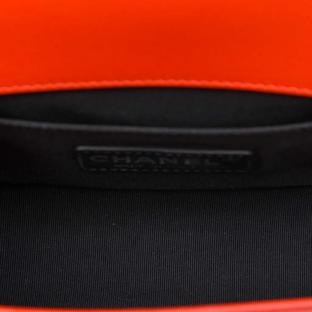 Chanel Small Quilted Patent and Acrylic Boy Flap Orange Leather Very good - Model View
