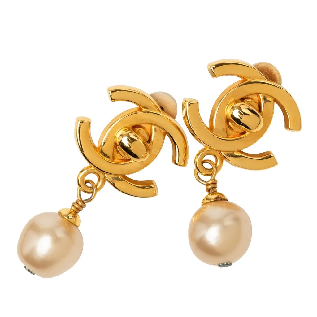 Chanel CC Gold Plated Faux Pearl Drop Turn Lock Clip On Earrings Gold Metal Very good - Front View