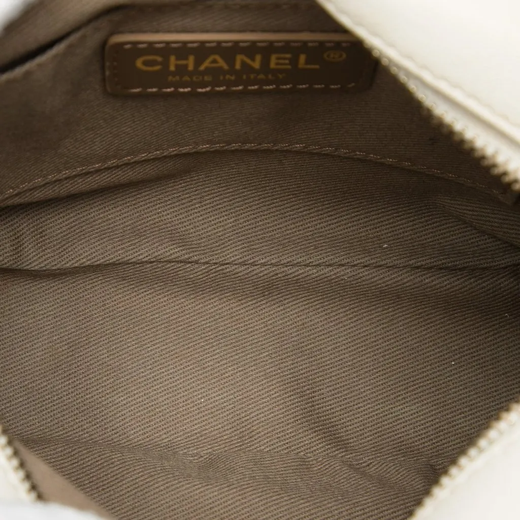 Chanel Small Quilted Goatskin Casual Trip Camera Bag White Leather Very good - Model View