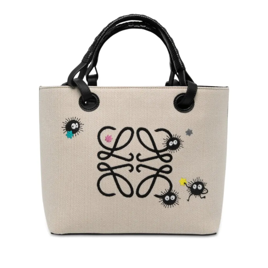 Loewe Studio Ghibli Spirited Away Susuwatari قماش Anagram حقيبة توت