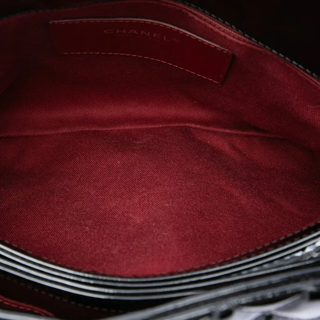 Chanel Large Quilted Patent Just Mademoiselle Bowling Bag Black Leather Very good - Model View