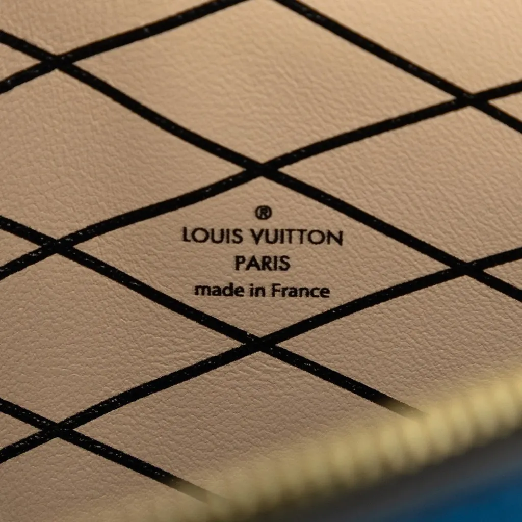 Louis Vuitton Epi Trunk Clutch Blue Leather Very good - Box View