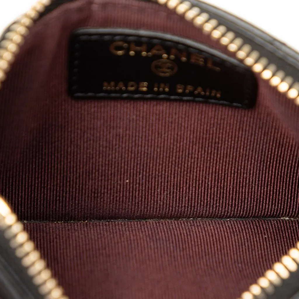 Chanel Quilted Aged Calfskin Reissue 2.55 Flap Card Holder Black Leather Very good - Model View
