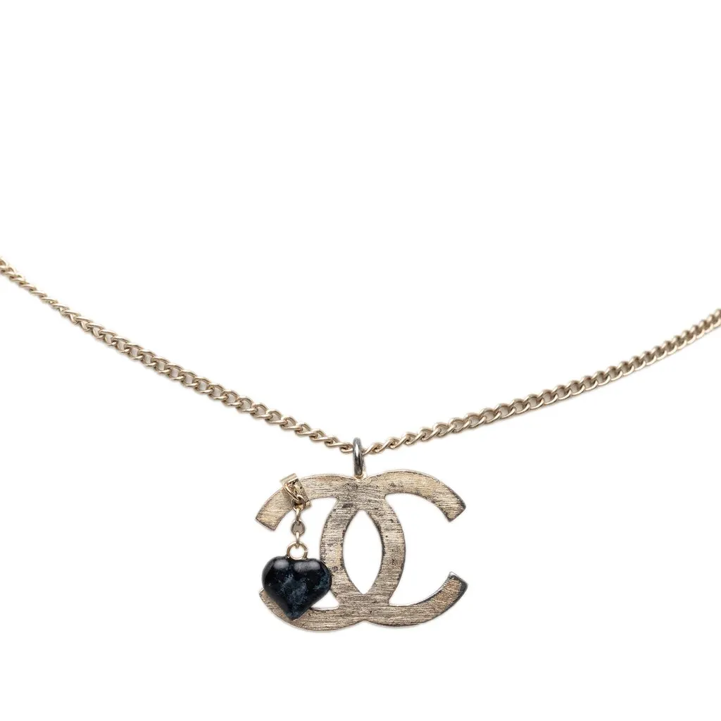 Chanel CC Gold Plated Resin Heart Pendant Necklace Gold Metal Very good - Back View