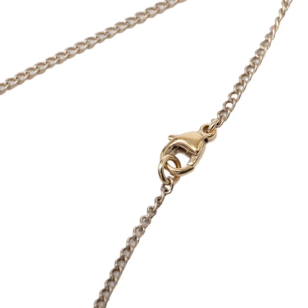 Chanel CC Gold Plated Resin Heart Pendant Necklace Gold Metal Very good - Model View