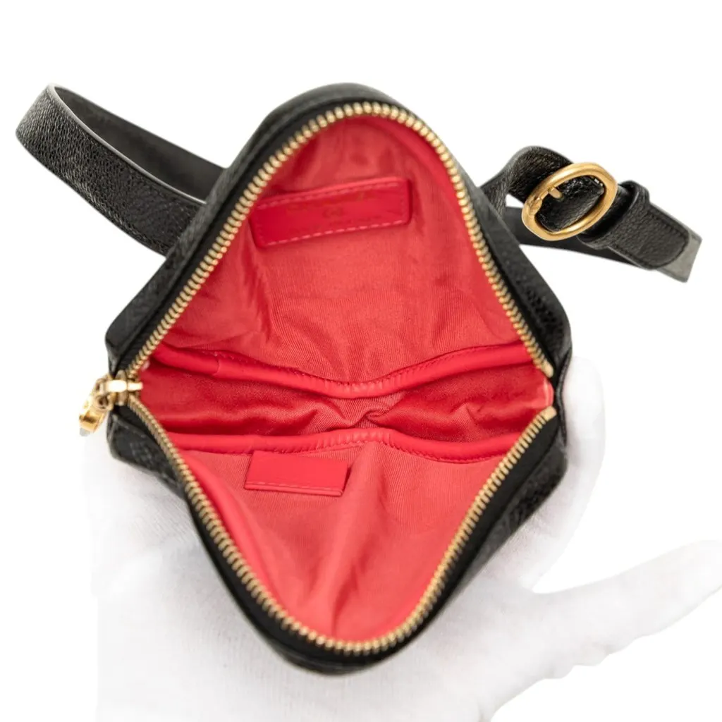 Chanel CC Quilted Caviar Diamond Coin Purse Belt Bag Black Leather Very good - Model View