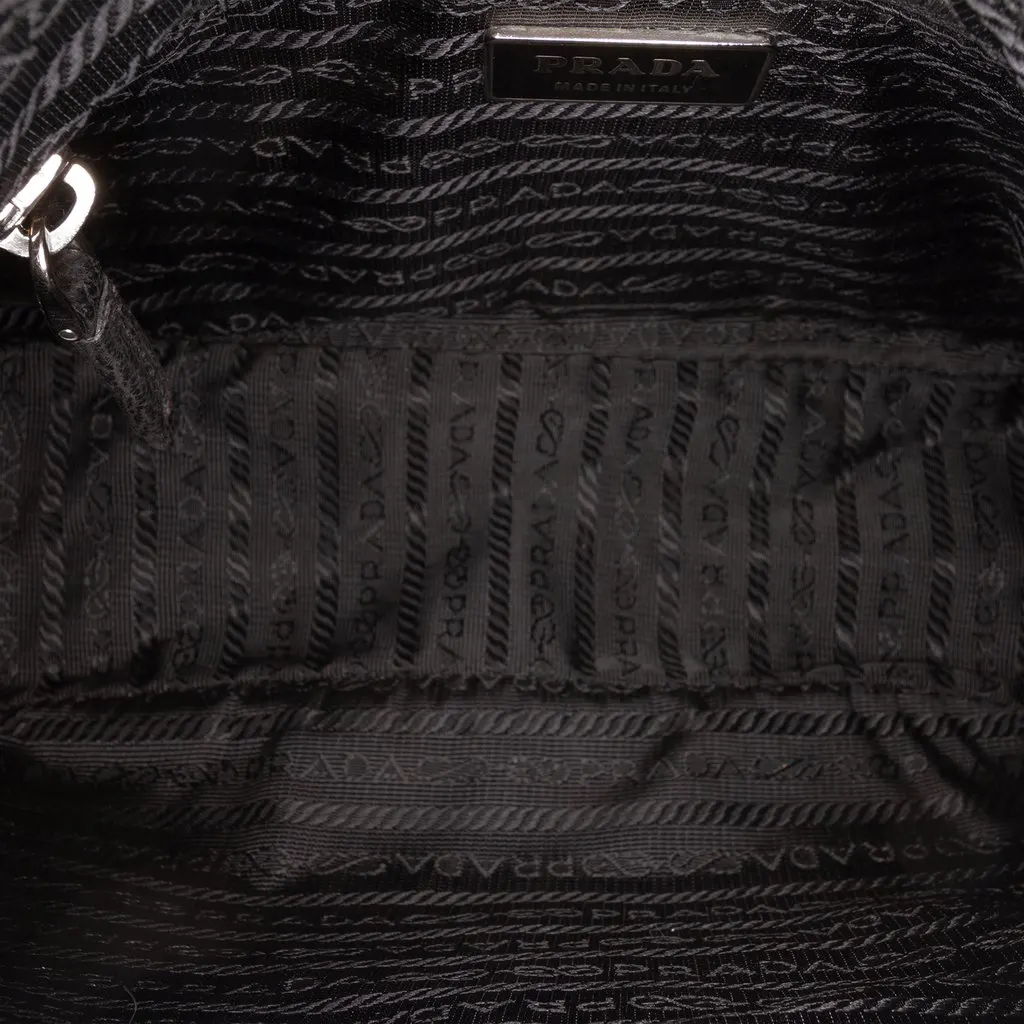 Prada Cervo Antik Trimmed Tessuto Passamaneria Shoulder Bag Black Very good - Model View