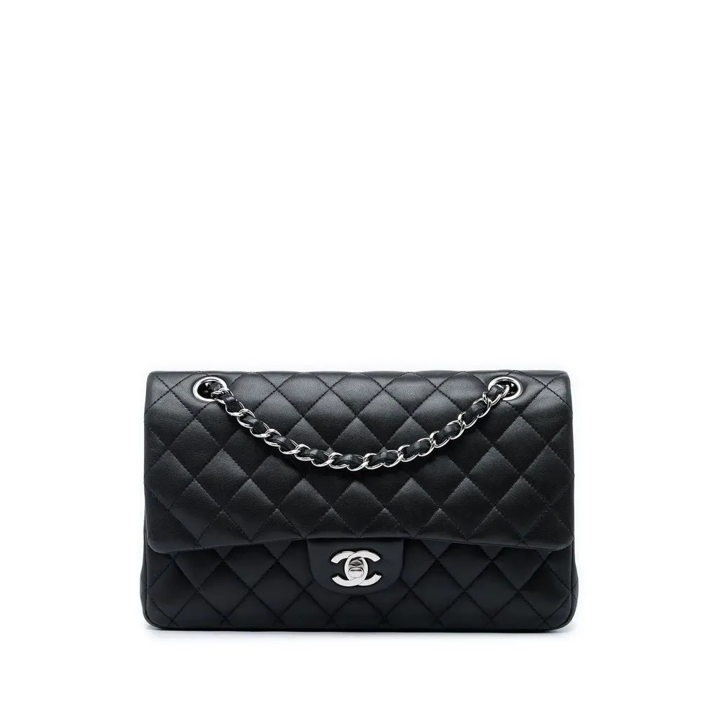Chanel Medium Classic Lambskin Double Flap Black Leather Very good - Front View