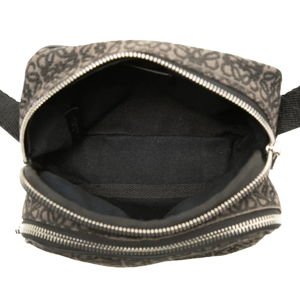 Loewe Mini Anagram Jacquard Camera Bag Brown Canvas Very good - Model View