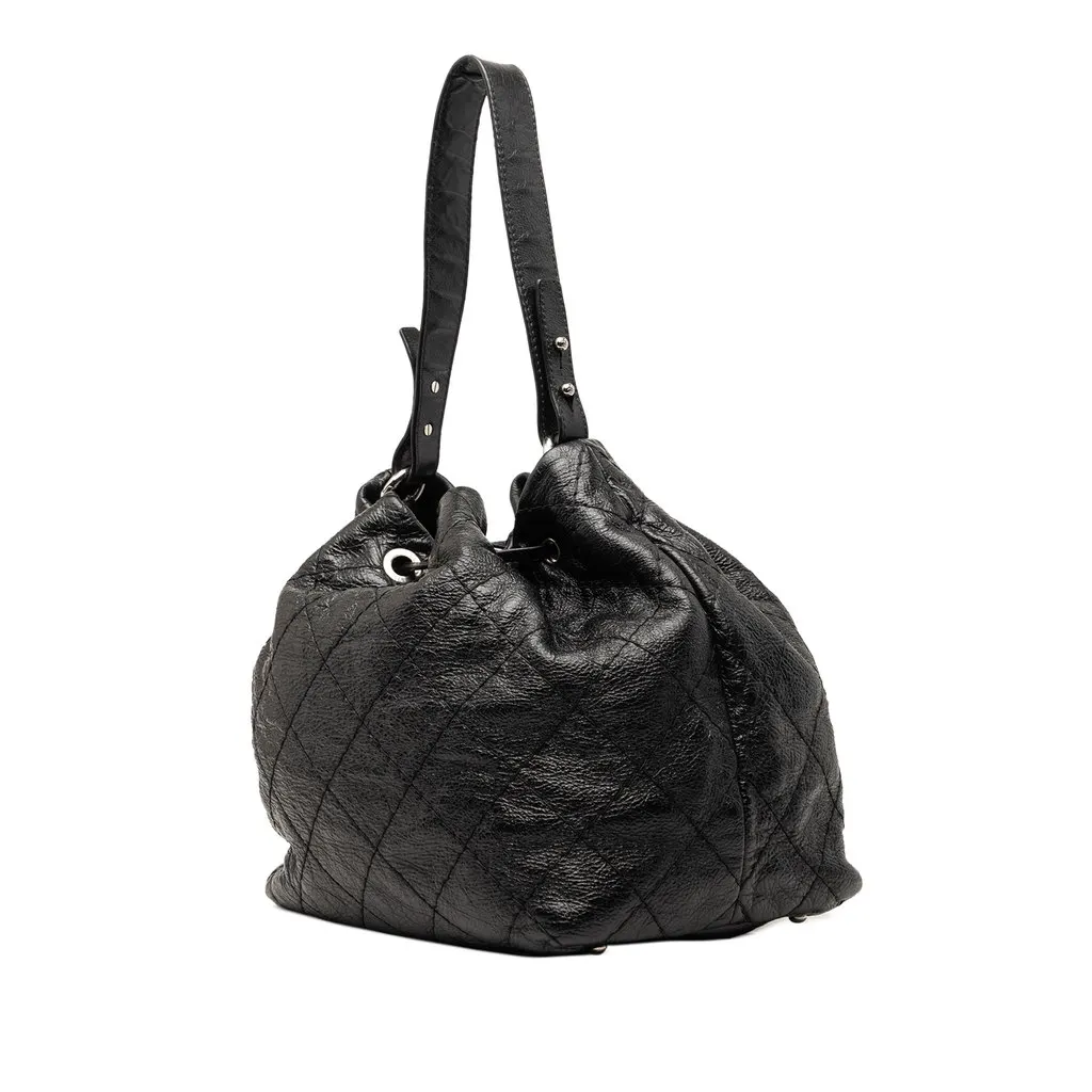 Chanel Glazed Calfskin On The Road Bucket Bag Black Leather Very good - Back View