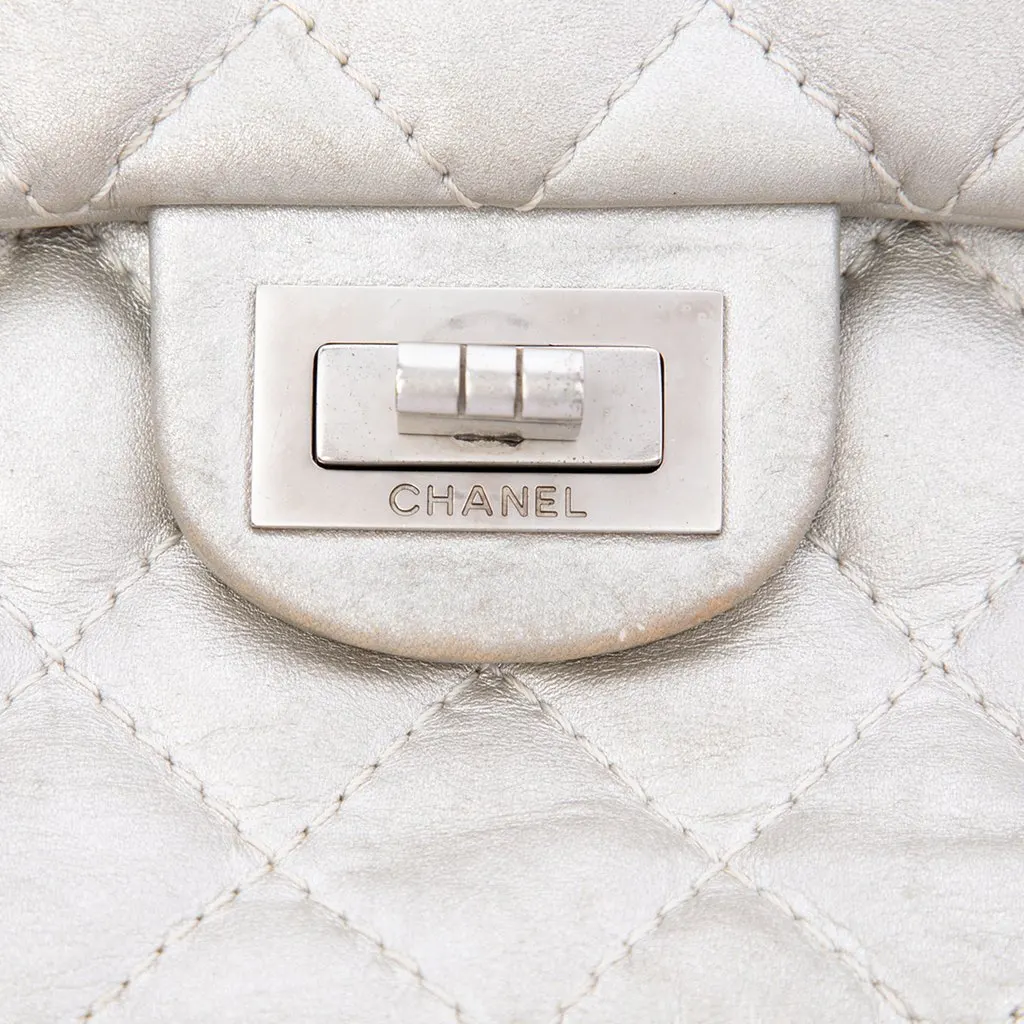 Chanel Quilted Metallic Calfskin Reissue 2.55 Chain Flap Silver Leather Very good - Box View