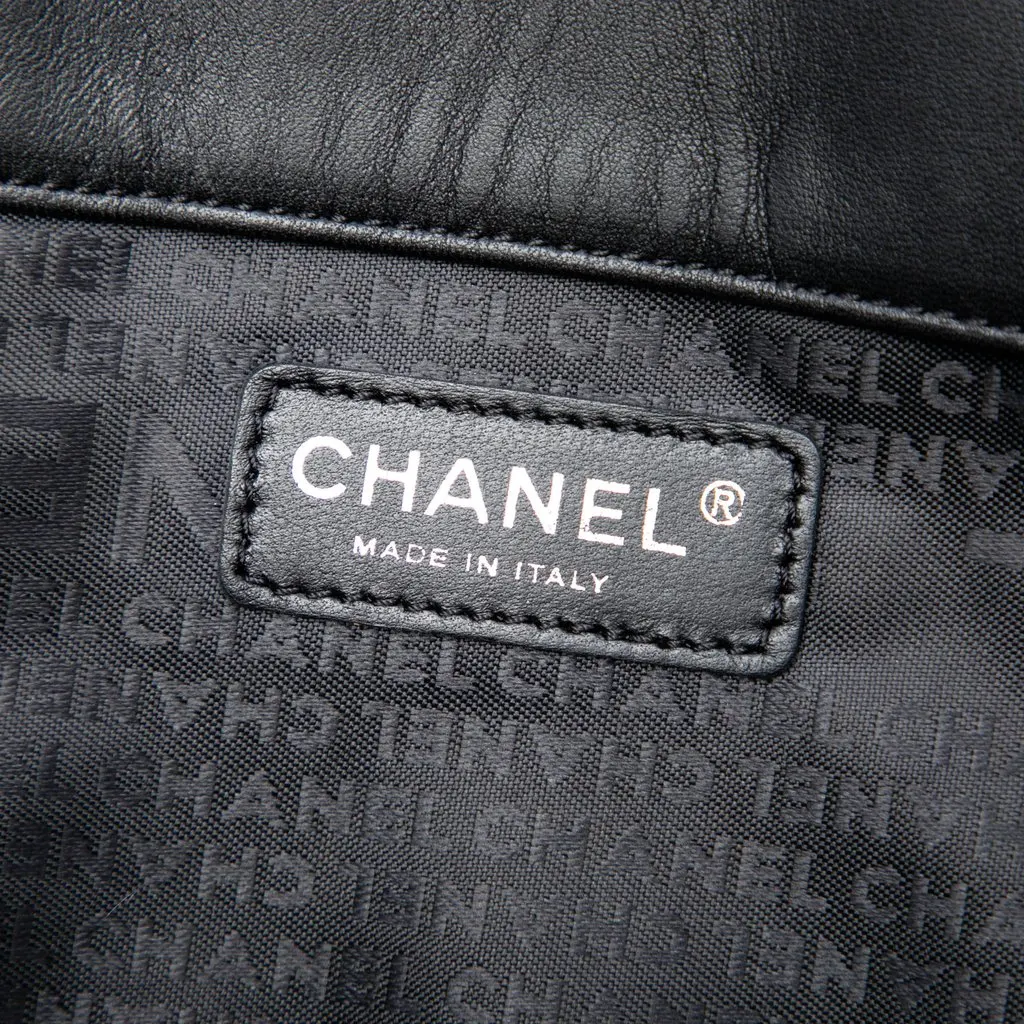 Chanel CC Choco Bar Lambskin Camellia No 5 Tote Black Leather Very good - Box View