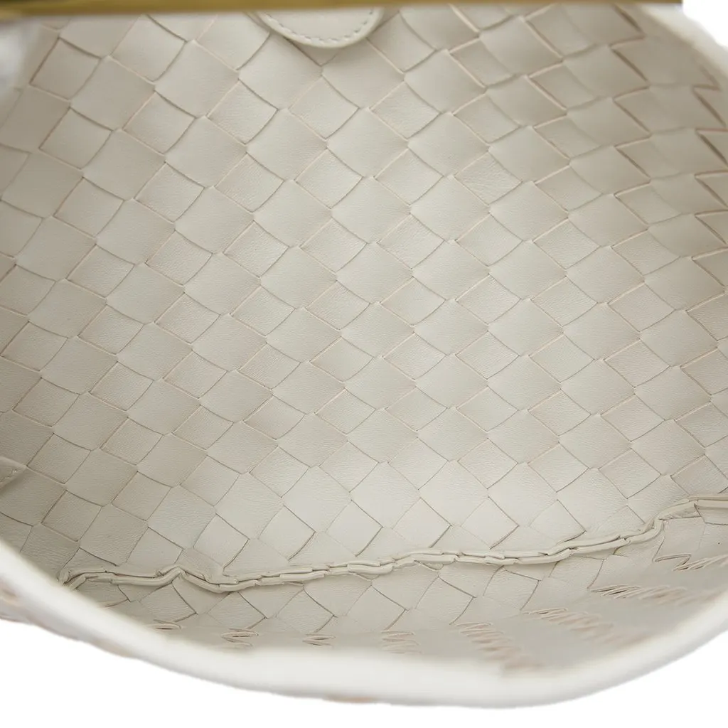 Bottega Veneta Lambskin Intrecciato Sardine White Leather Very good - Model View