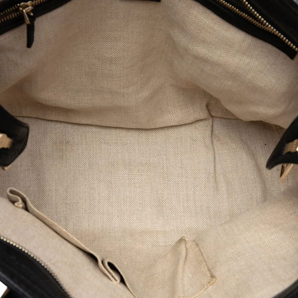 Gucci GG Canvas Convertible Tote Beige Very good - Model View