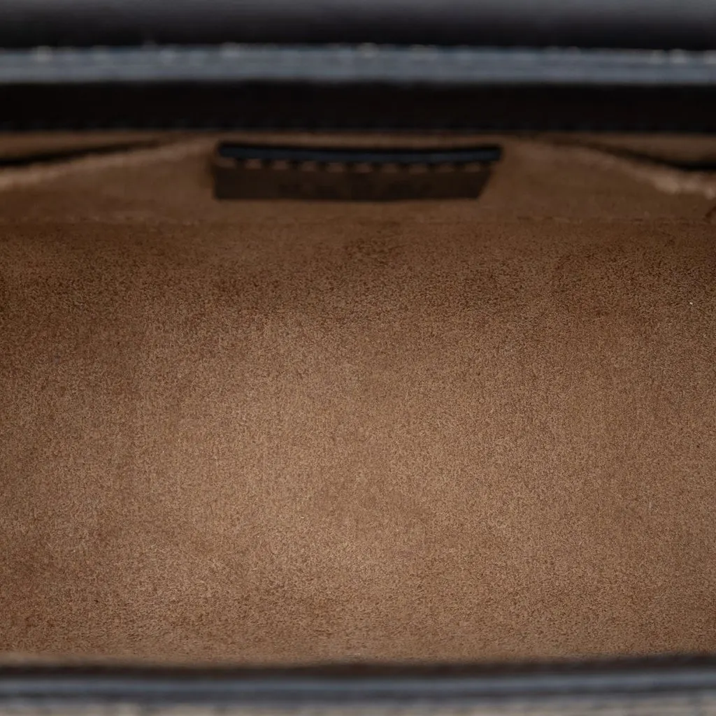 Gucci Small GG Supreme Padlock Crossbody Beige Very good - Model View