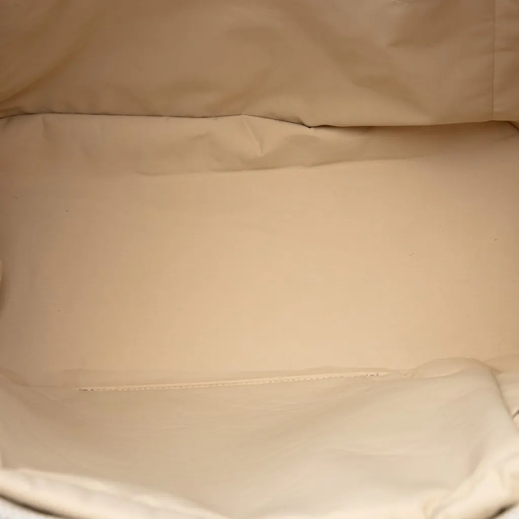 Hermès Toile Cabriole Nappy Bag White Very good - Model View