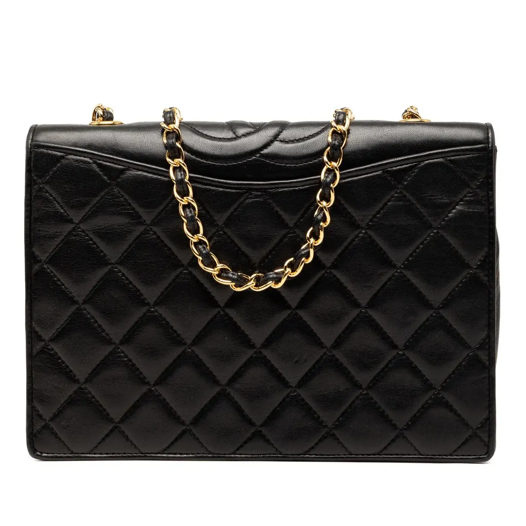 Chanel CC Quilted Lambskin Full Flap Crossbody Black Leather Very good - Front View