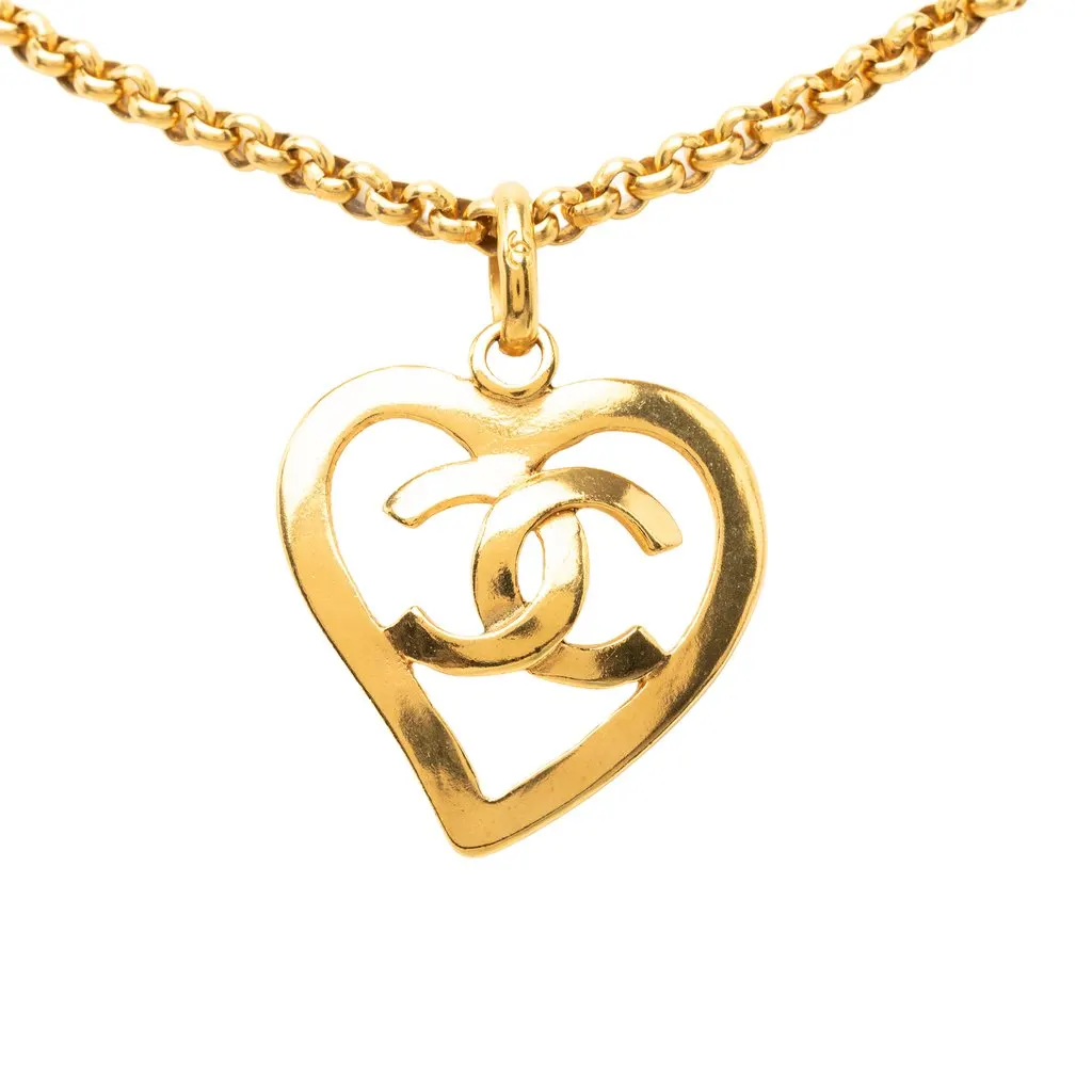 Chanel CC Gold Plated Heart Pendant Necklace Gold Metal Very good - Front View