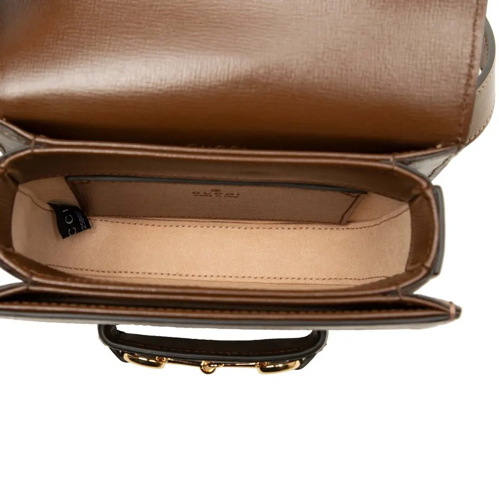 Gucci GG Supreme Horsebit 1955 Rounded Belt Bag Beige Very good - Model View