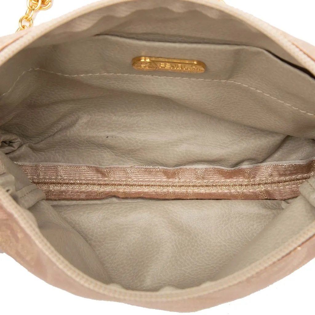 Fendi Zucca Canvas Chain Shoulder Bag Beige Very good - Model View