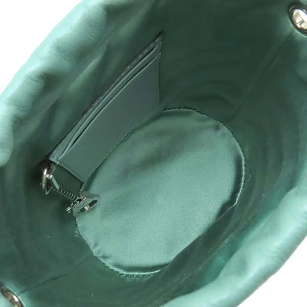 Gucci Small GG Marmont Sequined Diagonal Leather Matelasse Bucket Bag Green Leather Very good - Model View
