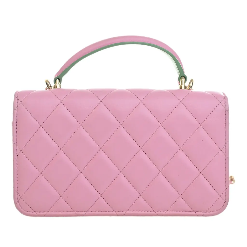 Chanel CC Quilted Lambskin Top Handle Phone Holder with Chain Pink Leather Very good - Model View