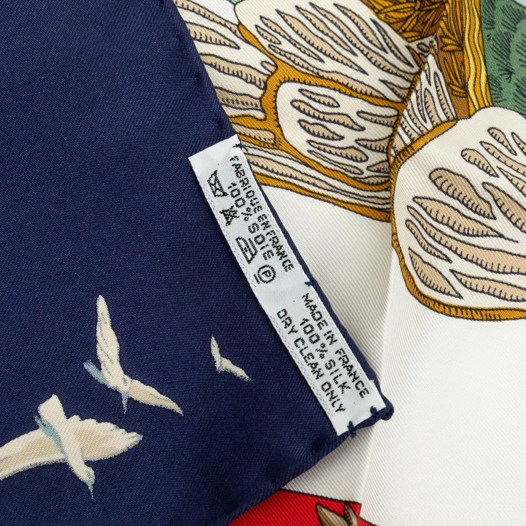 Hermès L Atlantide Silk Scarf 90 Blue Very good - Back View