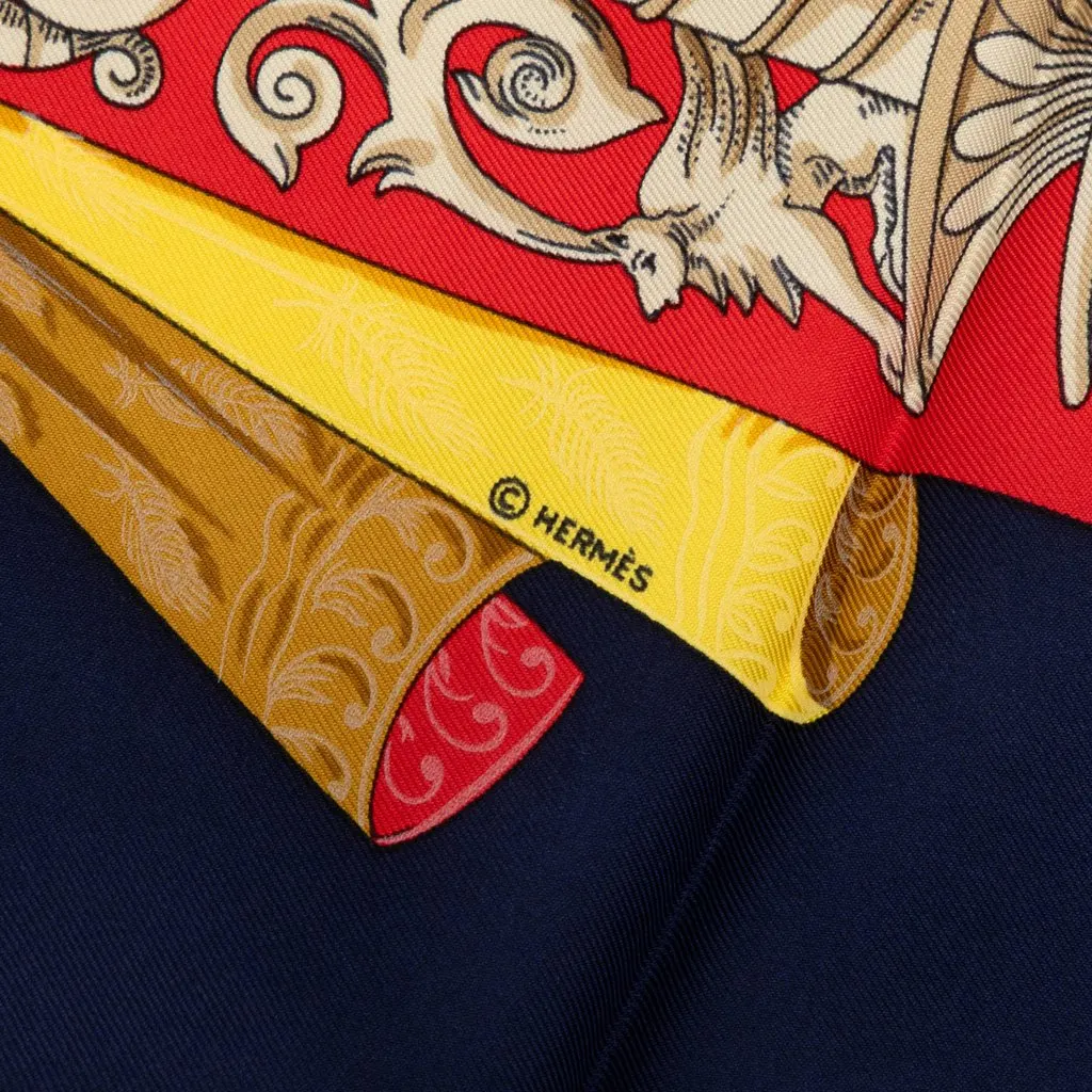 Hermès L Atlantide Silk Scarf 90 Blue Very good - Inside View