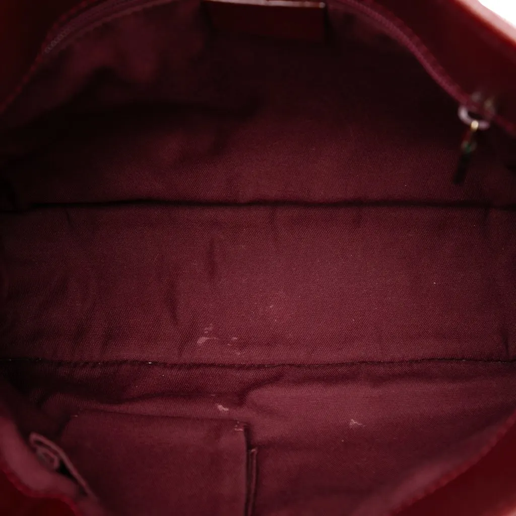 Gucci GG Canvas Eclipse Crossbody Beige Very good - Model View