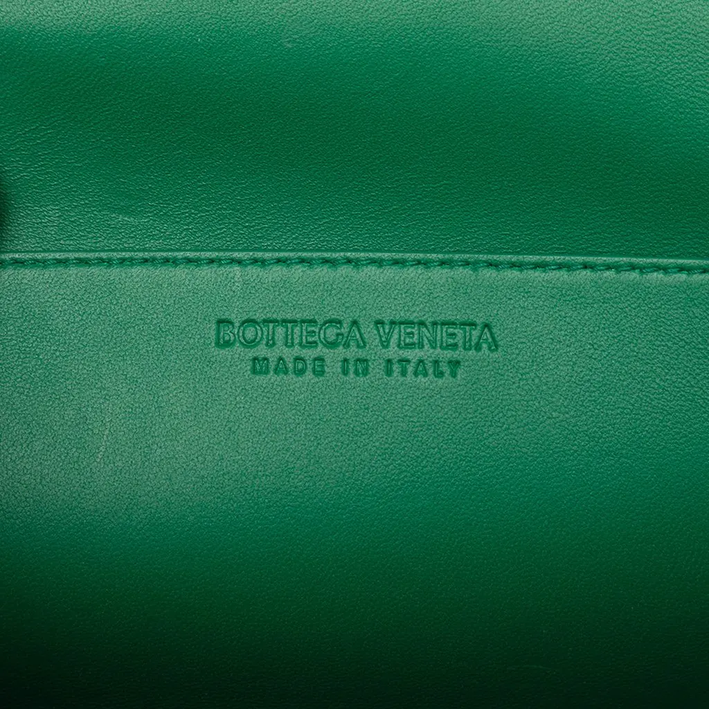 Bottega Veneta Calfskin The Tip Shoulder Bag Green Leather Very good - Box View