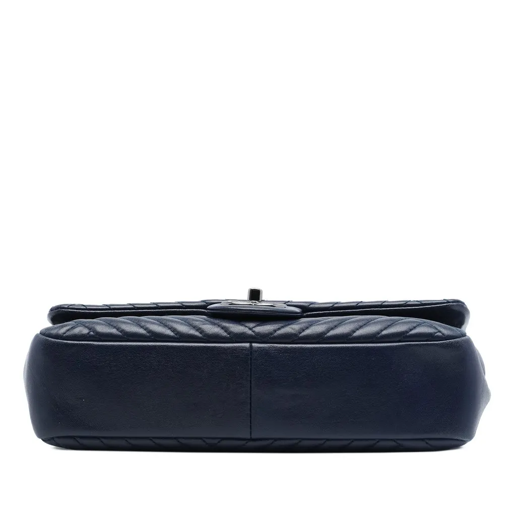 Chanel Medium Lambskin CC Crossing Flap Blue Leather Very good - Inside View