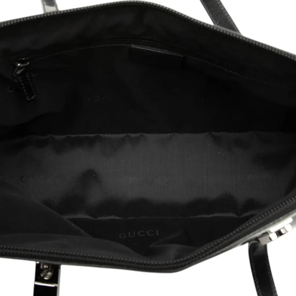 Gucci Patent Shoulder Bag Black Leather Good - Model View