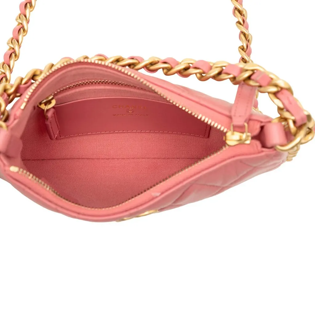 Chanel CC Quilted Lambskin Trendy Chain Around Hobo Pink Leather Very good - Model View