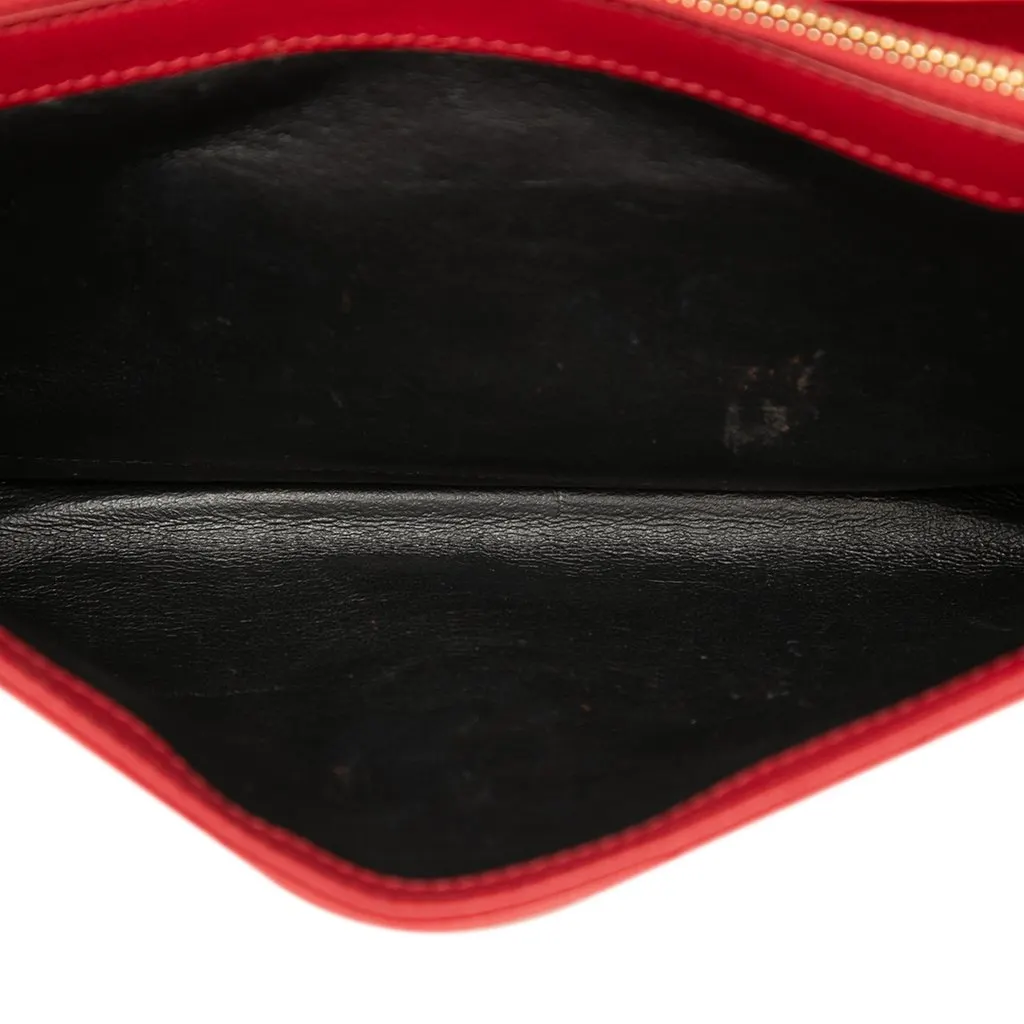 Saint Laurent Grain De Poudre Chevron Monogram Envelope Wallet on Chain Red Leather Very good - Model View