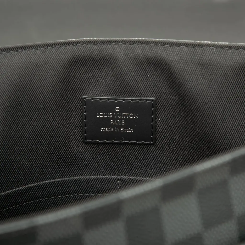 Louis Vuitton Damier Graphite District PM Black Canvas Good - Box View