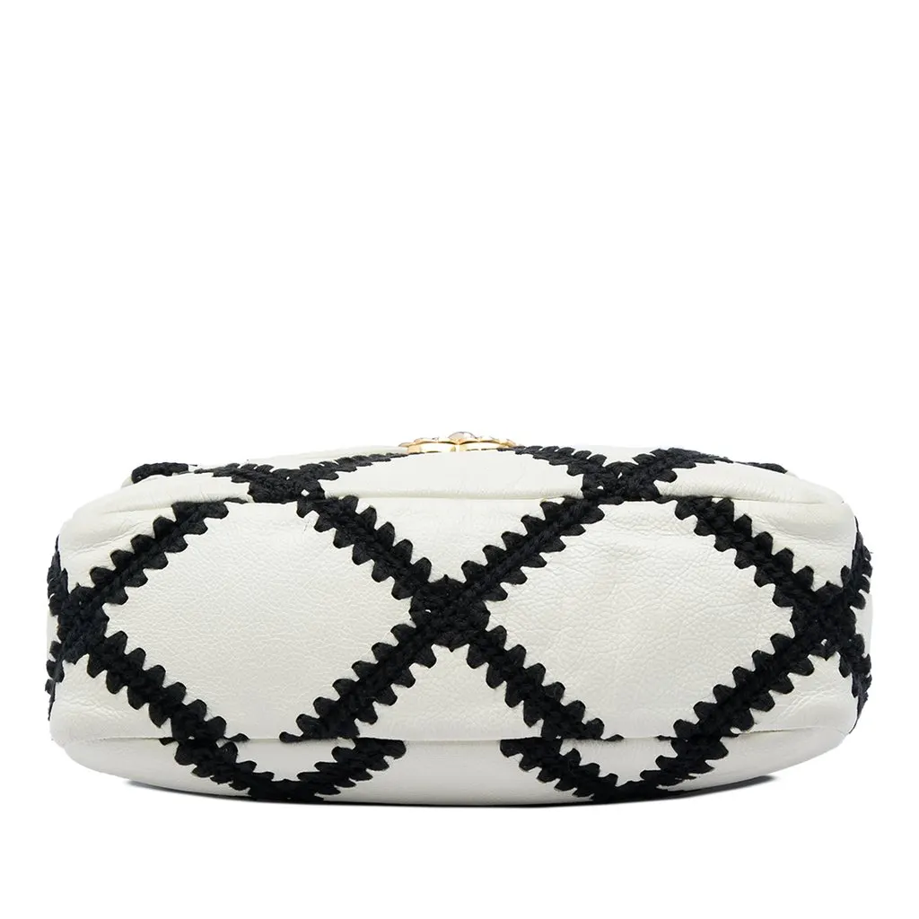 Chanel Medium Crochet Calfskin 19 Flap White Leather Very good - Inside View