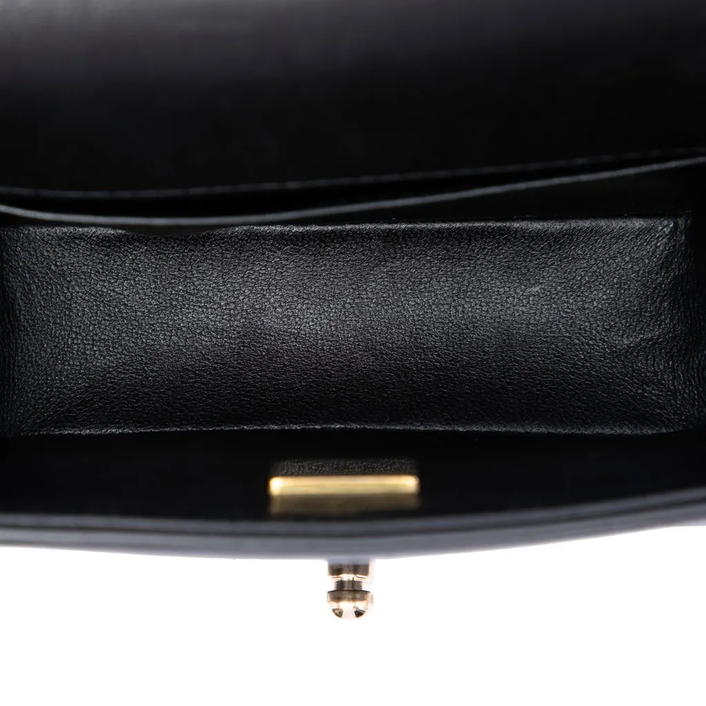 Chanel Mini Chevron Lambskin Boy Flap Black Leather Very good - Model View