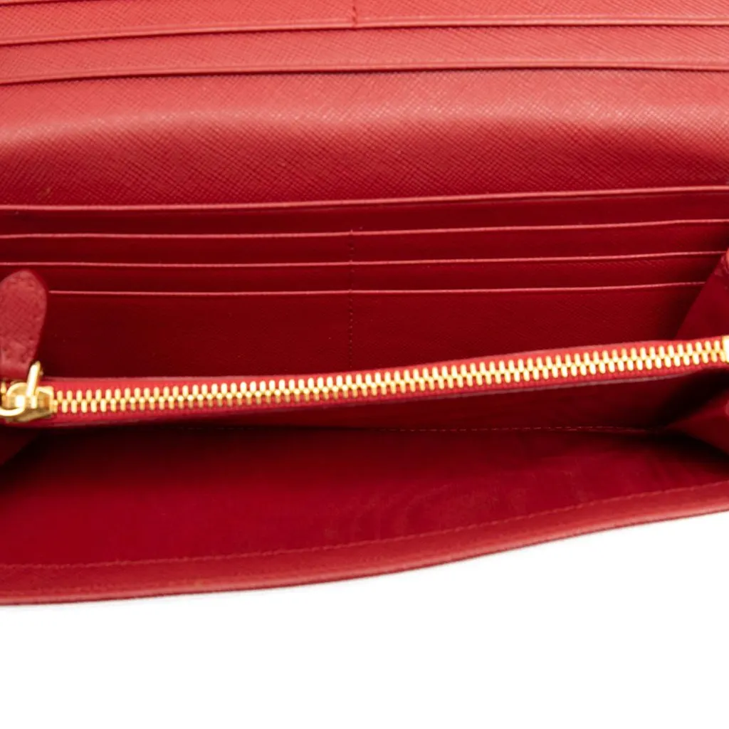 Prada Saffiano Continental Long Wallet Red Leather Very good - Model View
