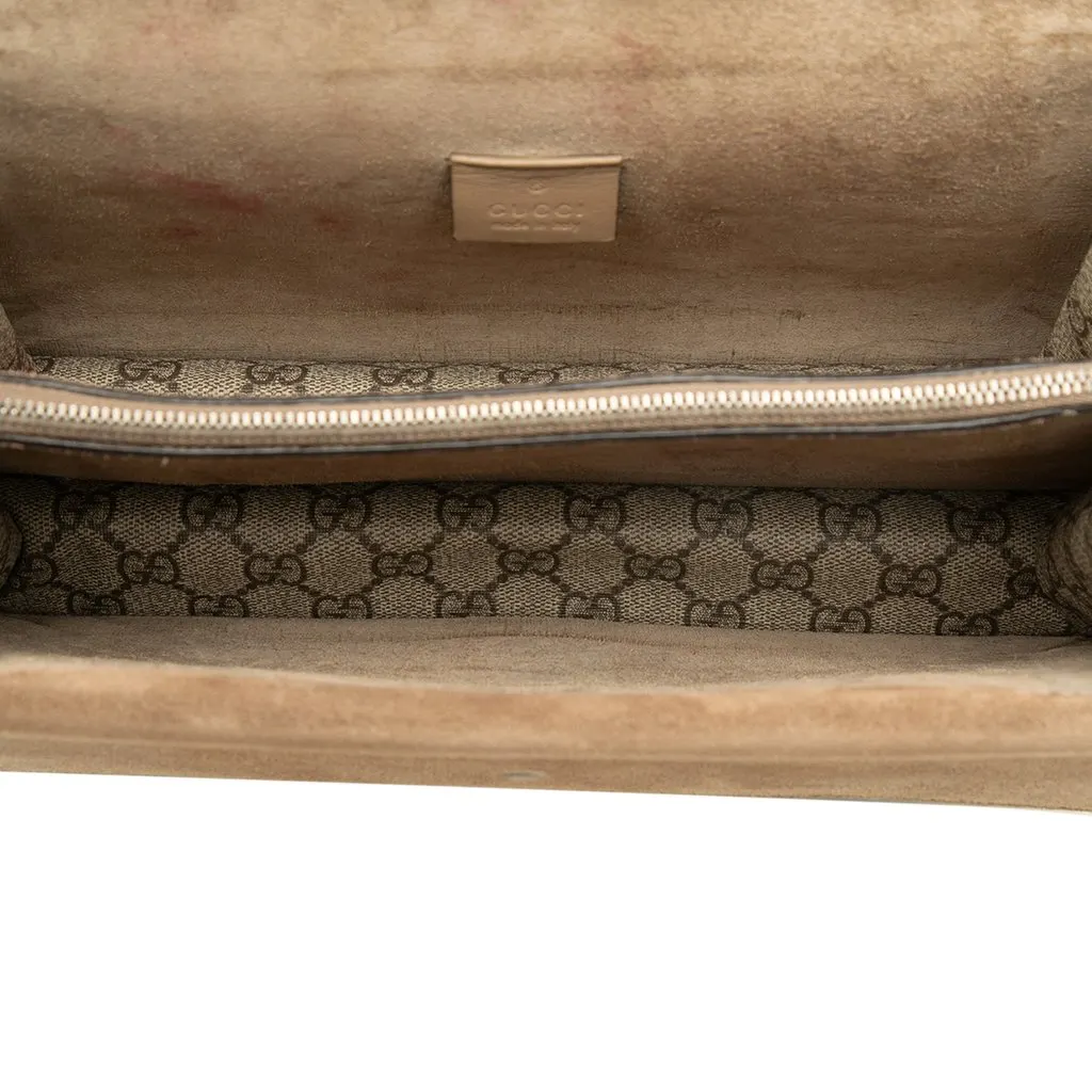 Gucci Medium GG Supreme Dionysus Shoulder Bag Beige Canvas Very good - Model View