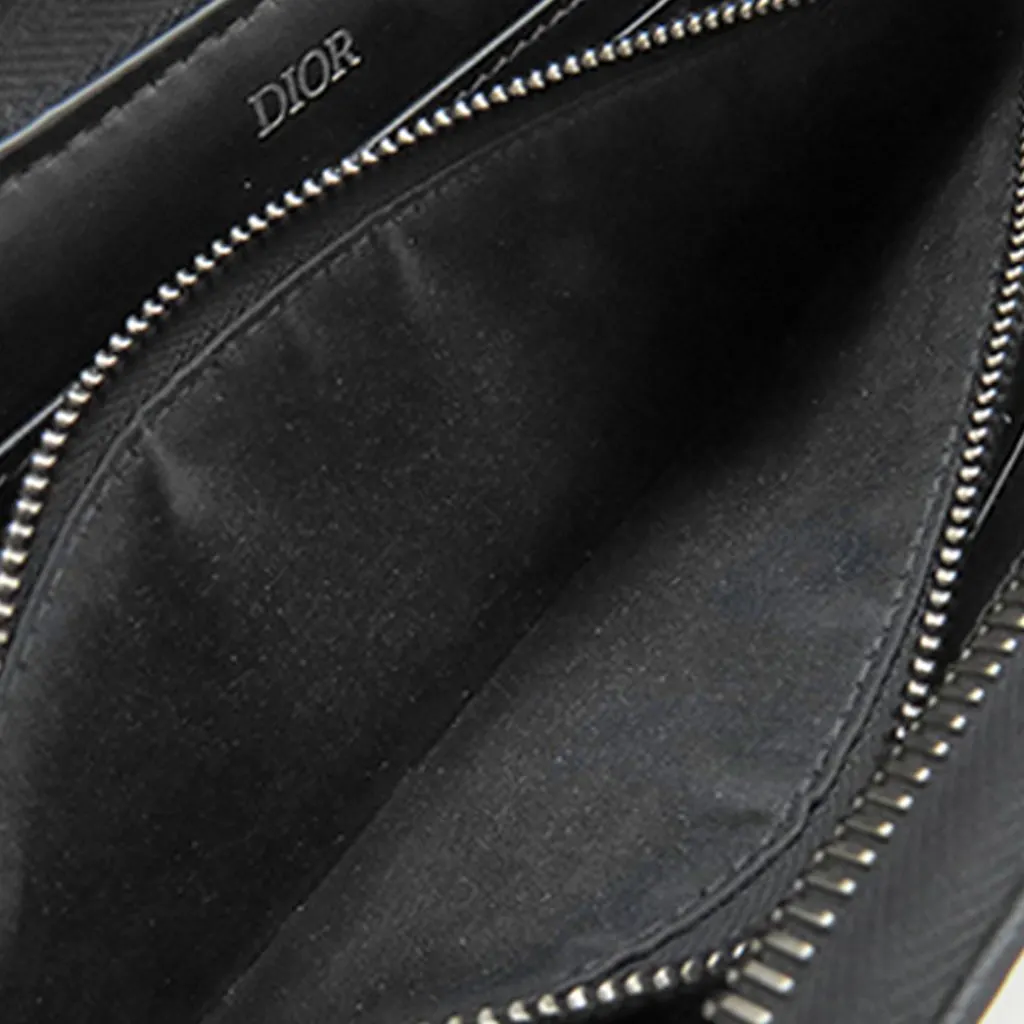 Dior Oblique Canvas and Leather Saddle Zippy Wallet Black Very good - Model View