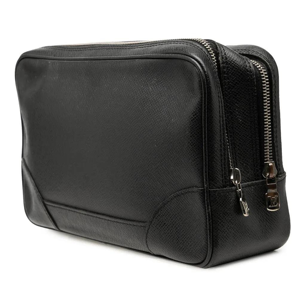 Louis Vuitton Taiga Neo Pavel Black Leather Very good - Back View