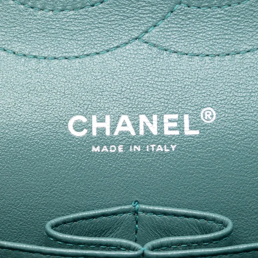 Chanel Jumbo Classic Iridescent Caviar Double Flap Blue Leather Very good - Box View