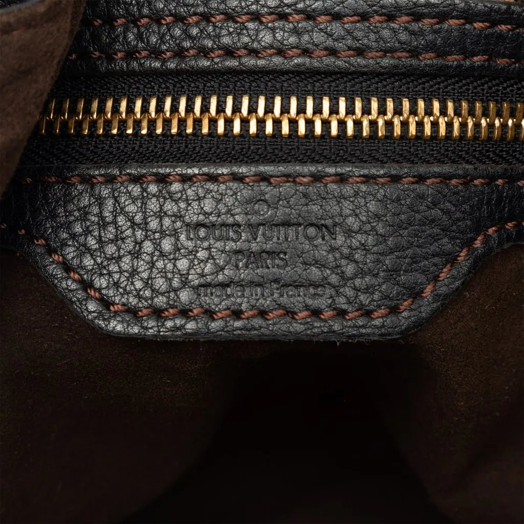 Louis Vuitton Monogram Mahina L Black Leather Good - Box View