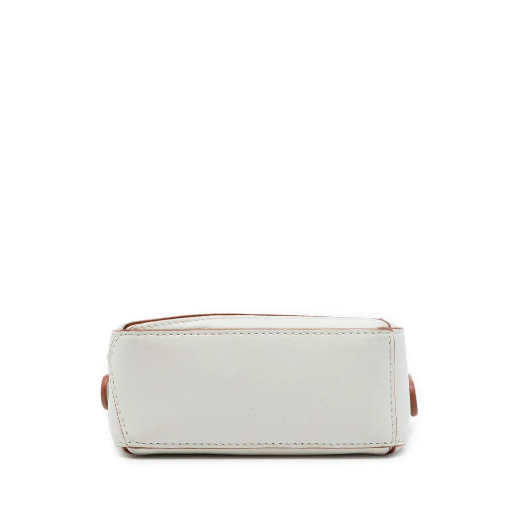 Loewe Nano Calfskin Puzzle Satchel White Leather Very good - Inside View