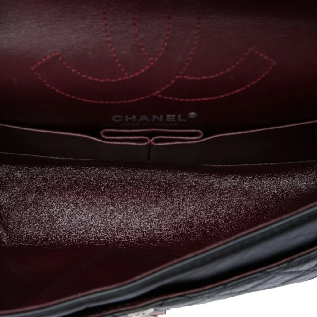 Chanel Quilted Aged Calfskin Reissue 2.55 Double Flap 225 Black Leather Very good - Model View