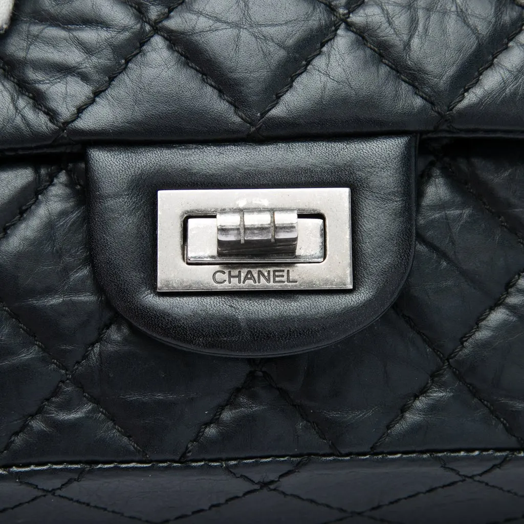 Chanel Quilted Aged Calfskin Reissue 2.55 Double Flap 225 Black Leather Very good - Box View