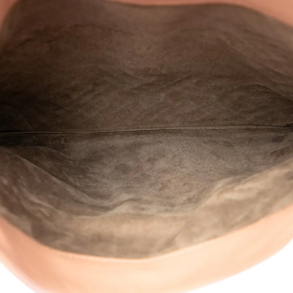 Bottega Veneta Nappa Embossed Intrecciato Turn Lock Clutch Brown Leather Very good - Model View