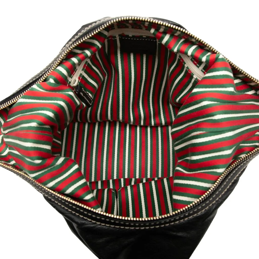 Gucci Calfskin New Britt Shoulder Bag Black Leather Good - Model View