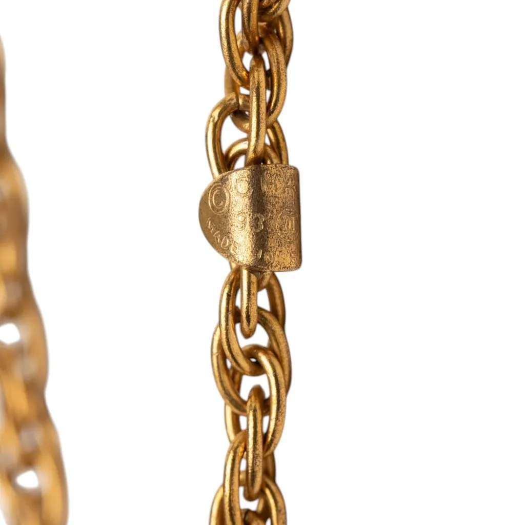 Chanel CC Gold Plated Pendant Necklace Gold Metal Very good - Model View